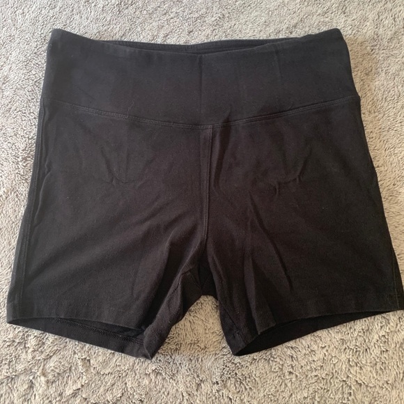 yogo Pants - Yogo stretchy bike shorts in black size XL
